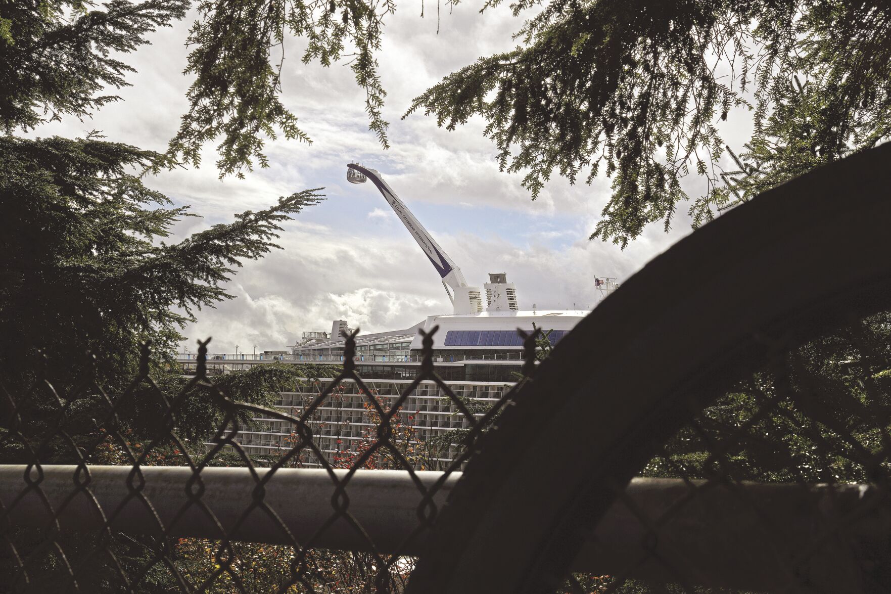 OBSERVATION CAPSULE